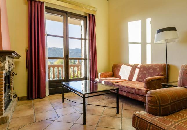 Espaciosas habitaciones en Hotel Rural Los Nogales Spa. Disfruta  nuestra oferta en Jaen